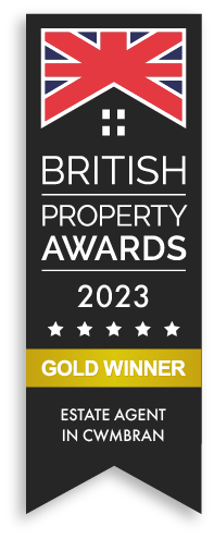 gold-winner-portrait-black